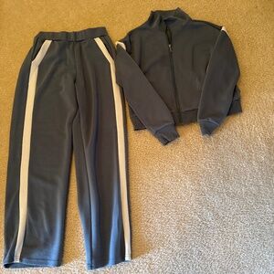 Wiholl blue and white sweat suit